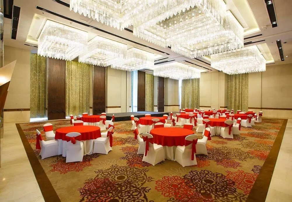 Hotel Courtyard By Marriott Agra à Agra  5*, Agra (Uttar Pradesh)