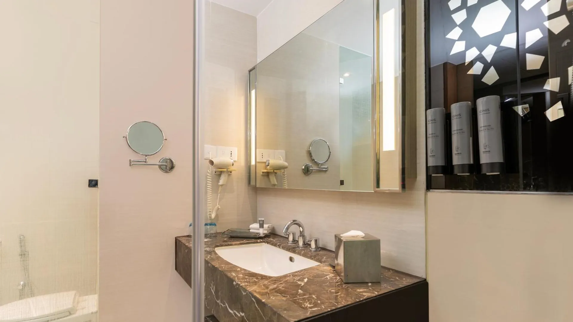 Courtyard By Marriott Agra Hotel Agra (Uttar Pradesh)
